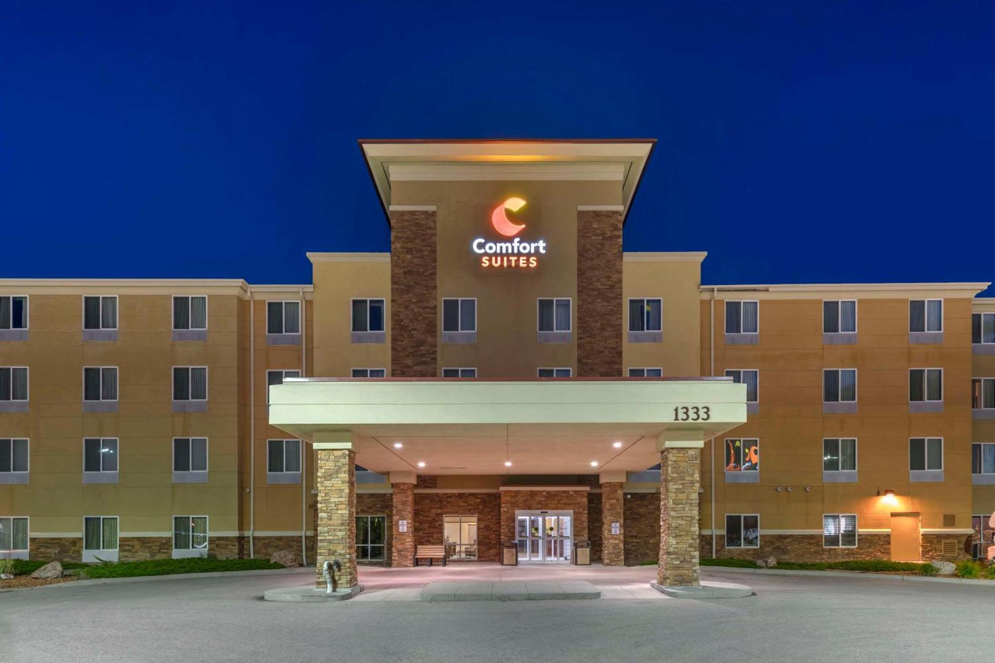 Comfort Suites Conference Center Rapid City Exterior photo